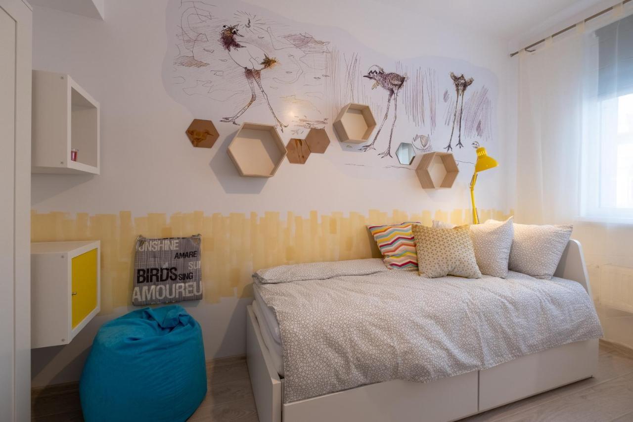 Two Bedroom Apartment Near To Doctors Garden Sofia Exterior foto